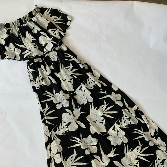 Show Me Your MuMu Dresses & Skirts - Show Me Your Mumu Black White Strapless Maxi Dress